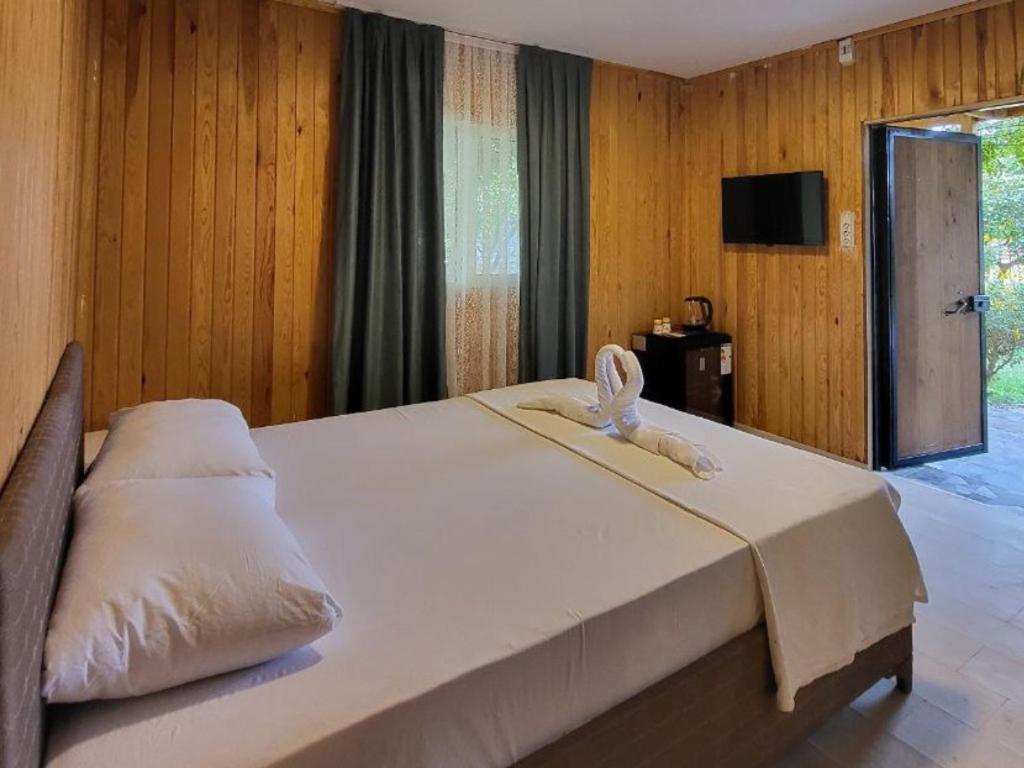Cicek Evler Tatil Koeyue Hotell Armutlu Exteriör bild